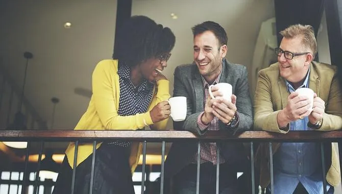 9 Ways To Get Better At Maintaining Adult Friendships