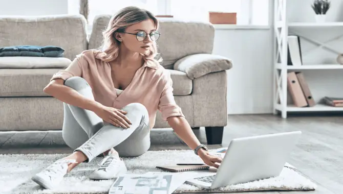 Career Choices For Girls Who Want To Work From Home