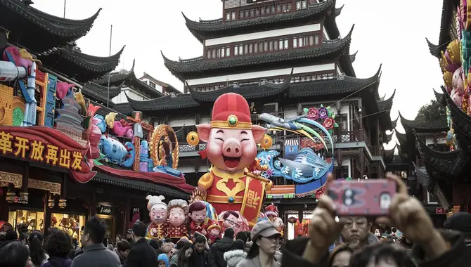 How The Lunar New Year Affects Chinese Architecture