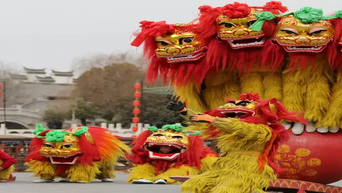 Origins And Meanings Of The Lunar New Year Dragon Dance