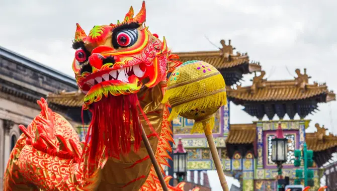 What Are The Traditional Community-Based Lunar New Year Celebrations