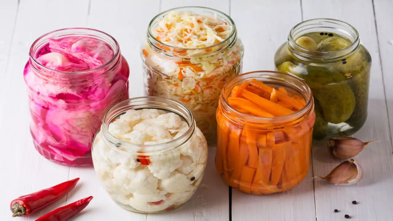All About Freshly Fermented Foods And Pickles