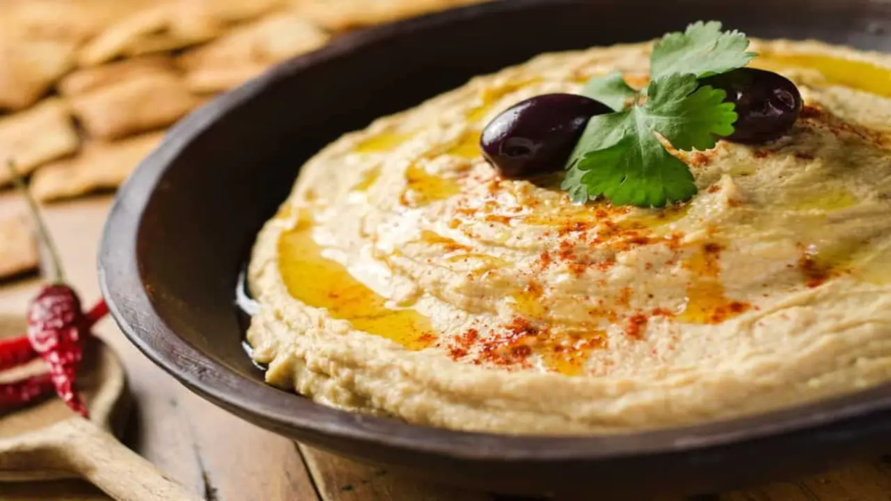 How to Cook Authentic Middle Eastern Hummus: Follow The Below Steps