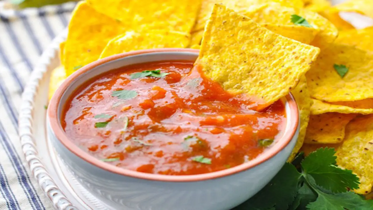 Simple 6 Steps To Freshly Made Salsa And Dips At Home