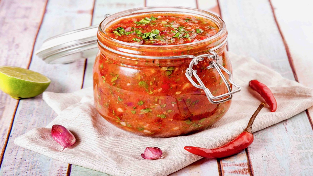 Storing Homemade Salsa Effectively