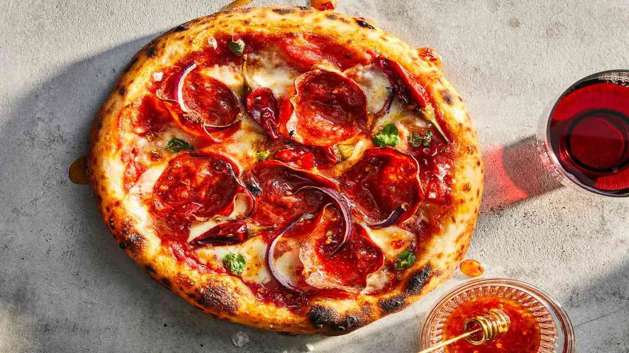 Pairing Italian Sausage With Other Ingredients For A Flavorful Pizza