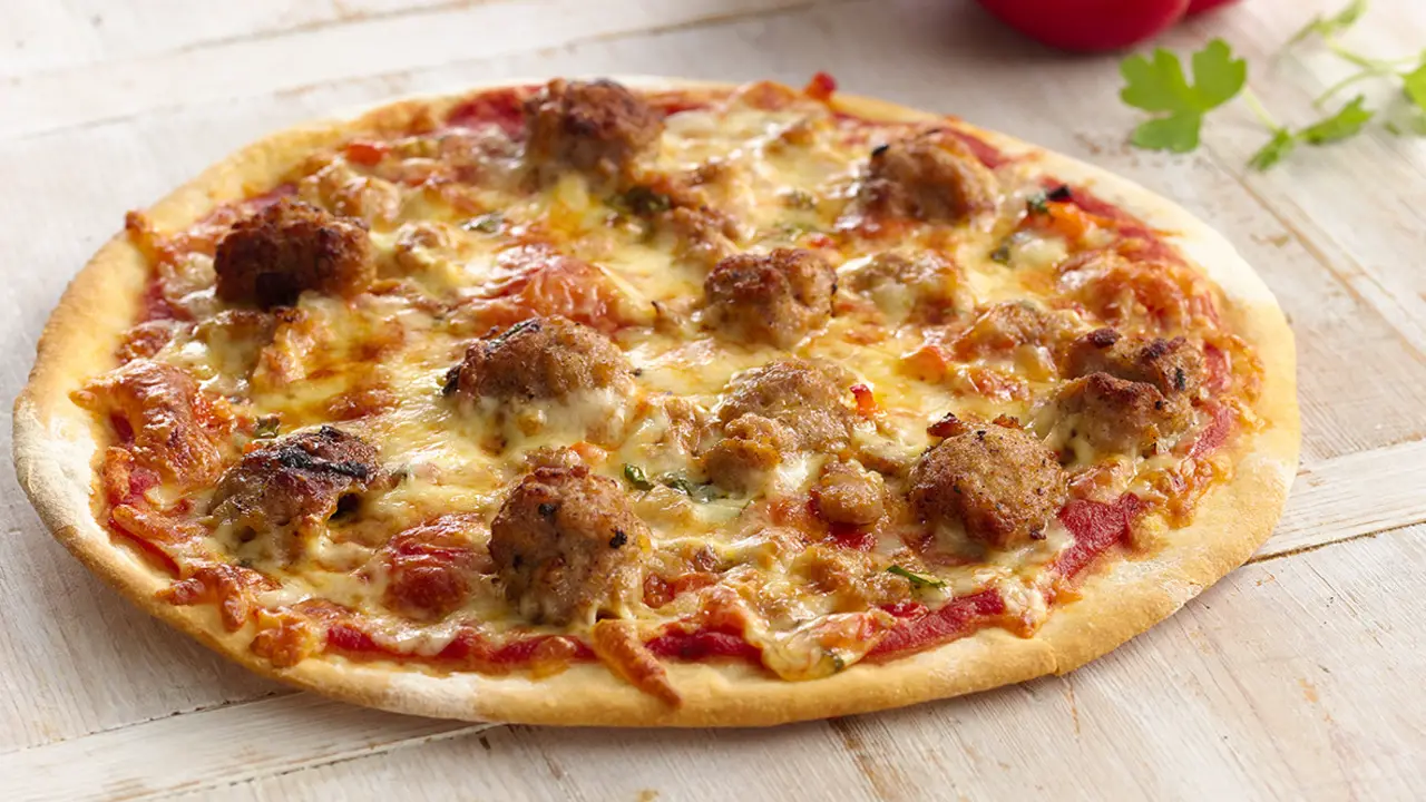 The Versatility Of Italian Sausage As A Pizza Topping